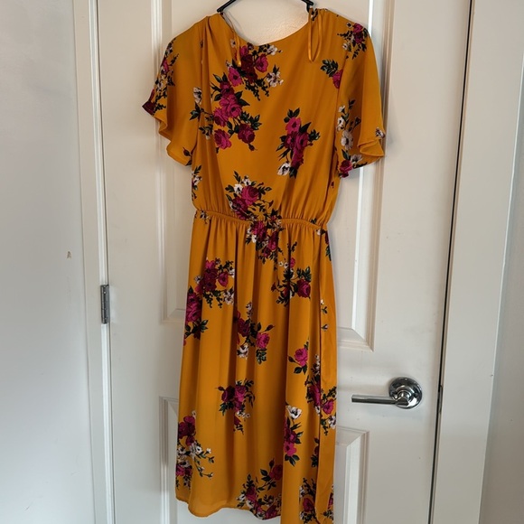 One Clothing Yellow with Magenta Flowers Summer/ Spring Dress, Size Small - Picture 5 of 10